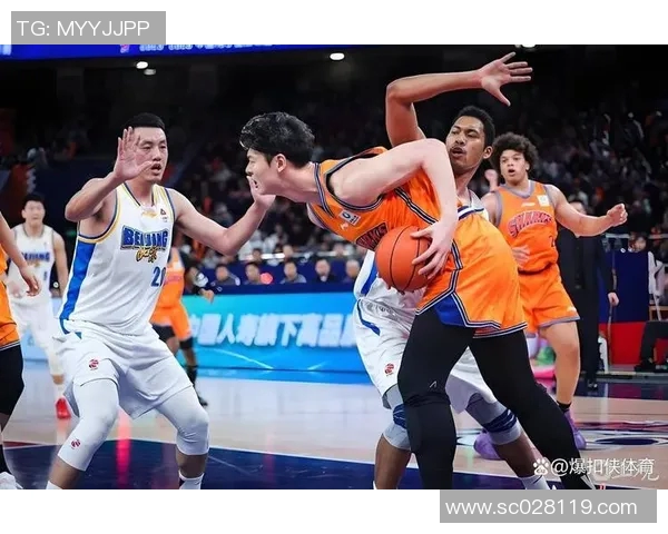 北京篮球队的耐力之道：从训练到比赛的全方位解析与展望
